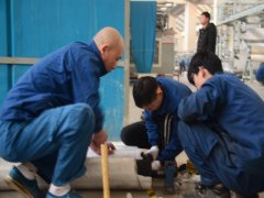 設備安裝 一毫米的偏差都不行