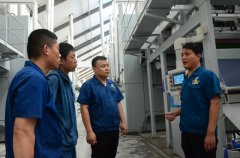 公司新面料印染生產(chǎn)線產(chǎn)品下機(jī) 向建黨百年獻(xiàn)禮